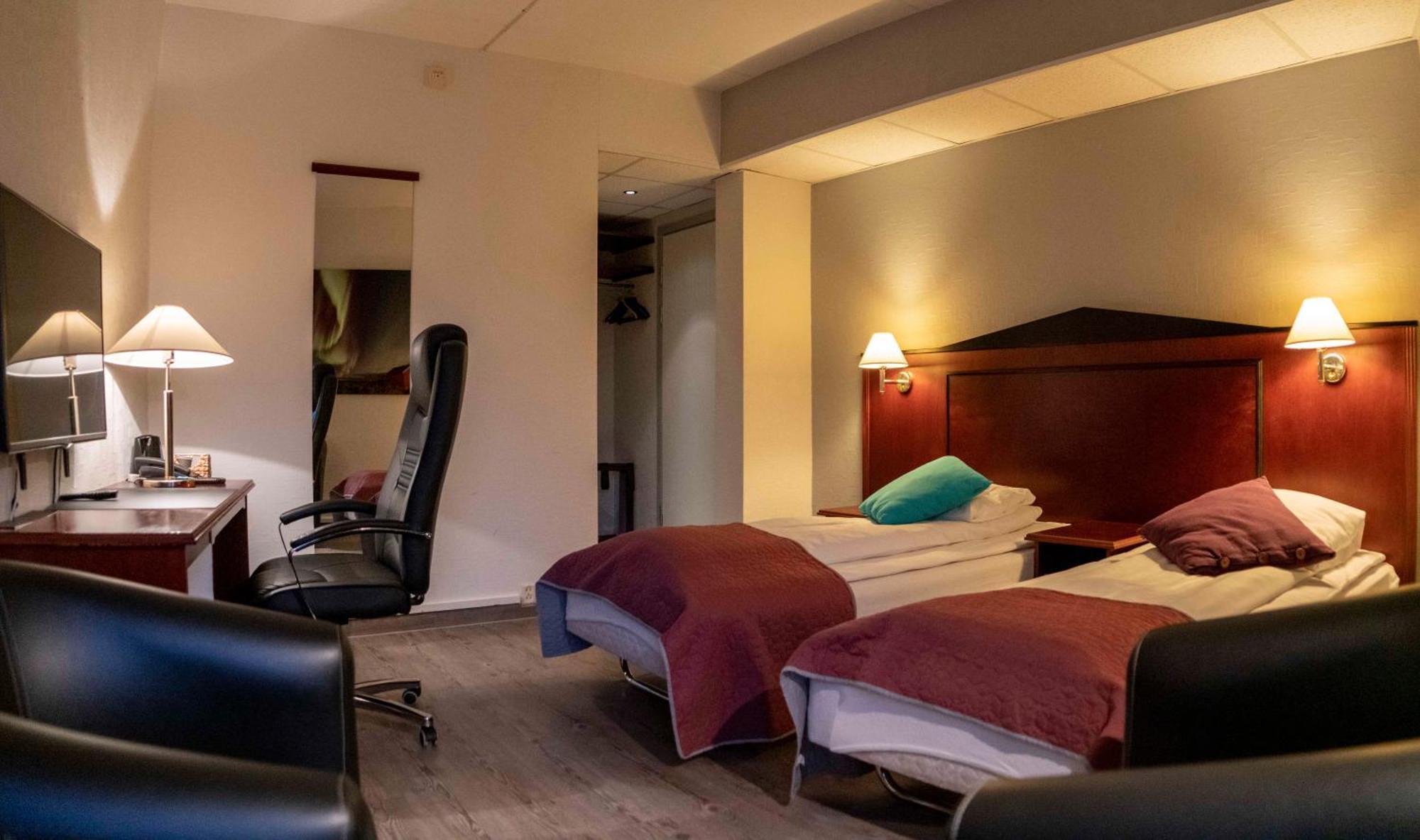 Melbu Hotell Extérieur photo