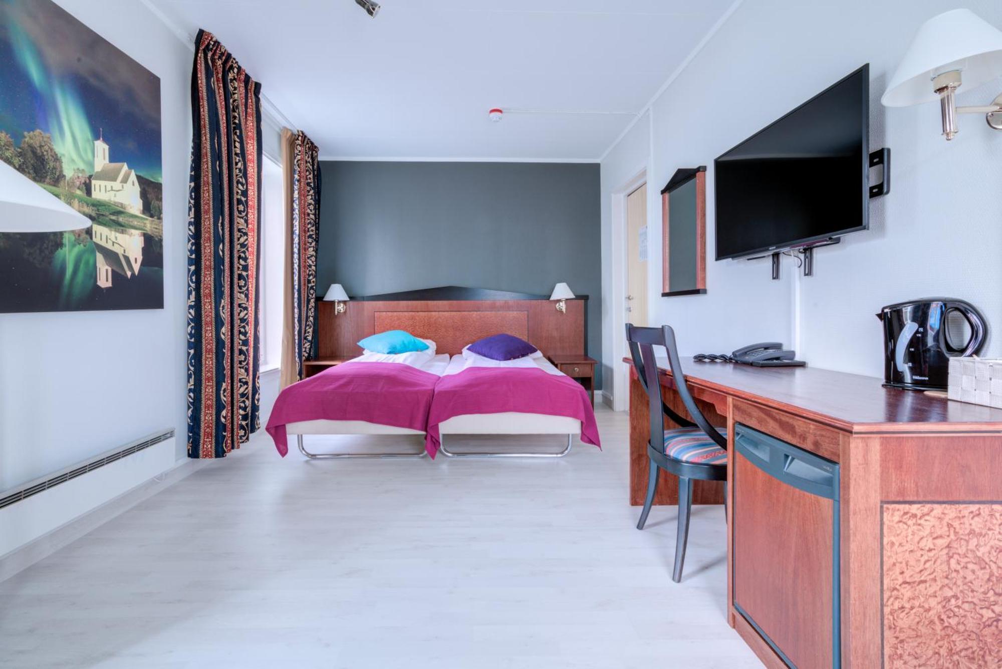 Melbu Hotell Extérieur photo