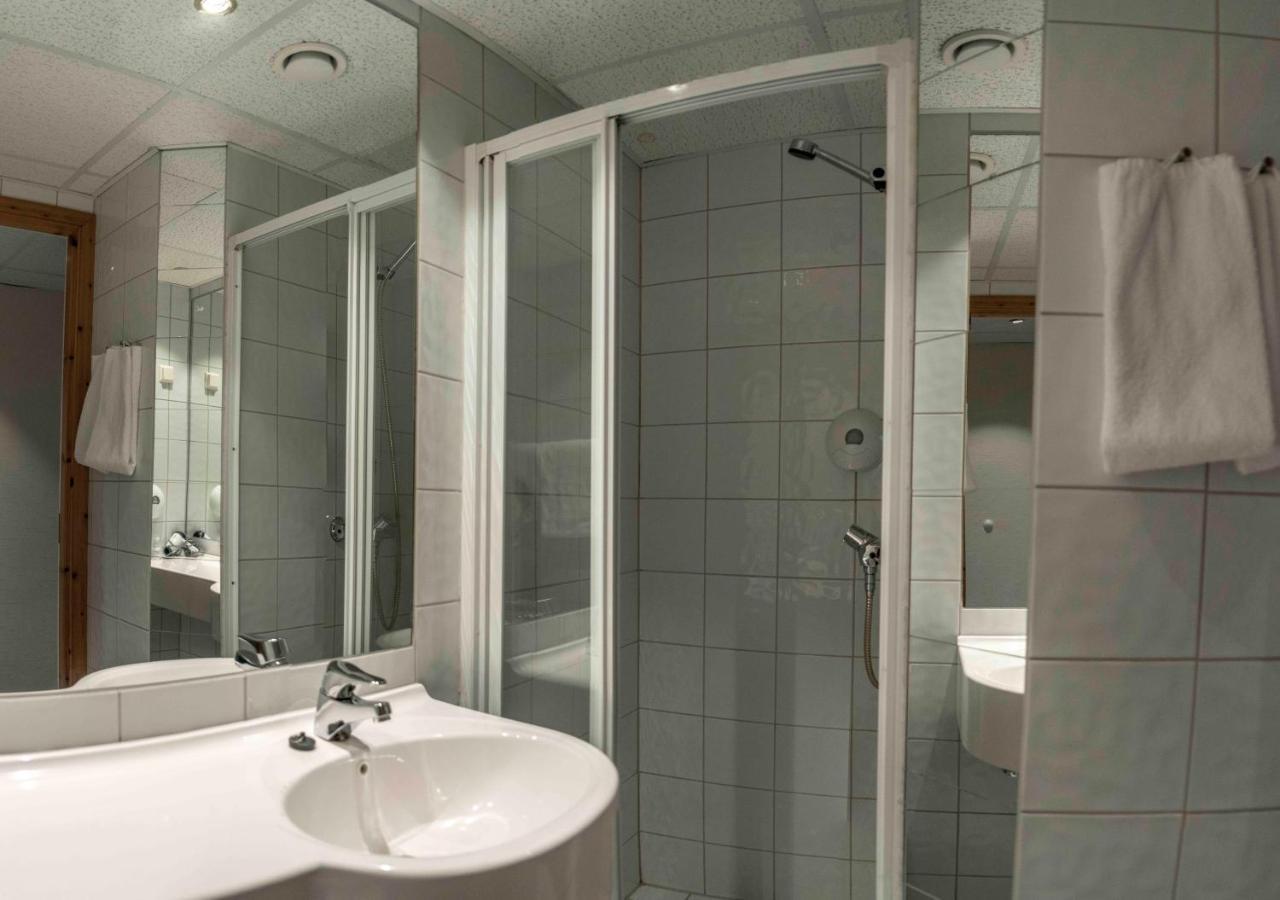 Melbu Hotell Extérieur photo